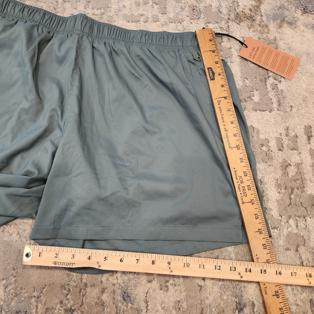 NWT Girlfriend Collective Green Lined Running Shorts Size 7 Estimated 2X/3X - Picture 14 of 15